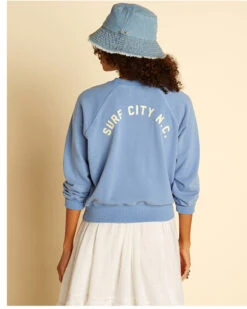 Billabong X Wrangler Women's On The Rise Surf City Graphic Sweatshirt -Optimal Clothing Store 2000368003 650 P3