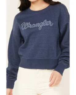 Wrangler Retro Women's Logo Graphic Sweatshirt -Optimal Clothing Store 2000382595 410 P3